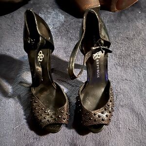 Rock and republic high heels. Size 7.